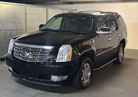 Cadillac Escalade GMT900 COC Available