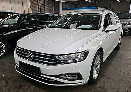 VW Passat Variant Volkswagen 2.0 TDI **Virtual+AHK**