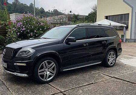 Mercedes-Benz GL 350 BlueTec 4Matic (AMG Paket