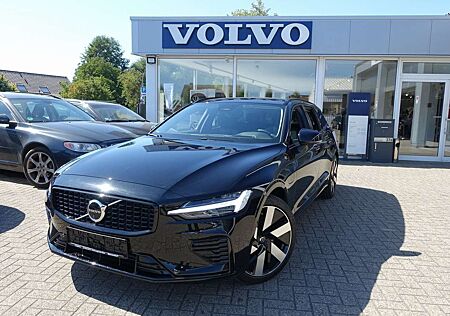 Volvo V60 Ultra T6 AWD/H&K/HeadUP/360°/BLIS/Memory