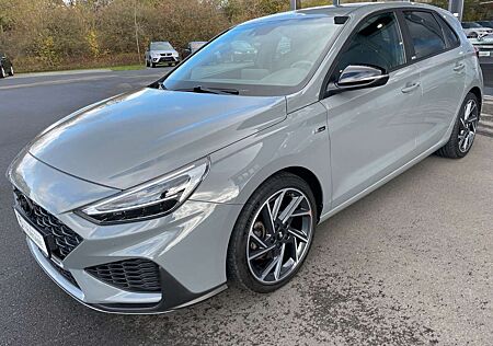 Hyundai i30 1,5 6-Gang N-Line Navi AHK Sitzhz Lenkradhz