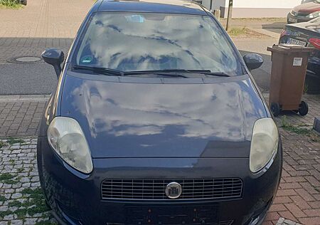 Fiat Grande Punto 3-Türer 1.4 8V Dynamic