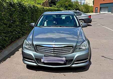 Mercedes-Benz C 200 (BlueEFFICIENCY) 7G-TRONIC Elegance