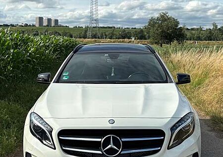 Mercedes-Benz GLA 200 (156.943)