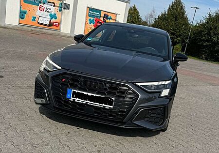 Audi S3 TFSI Limousine quattro S tronic