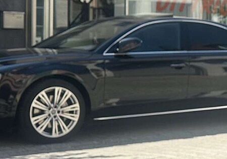 Audi A8 3.0 TDI DPF clean diesel quattro tiptronic