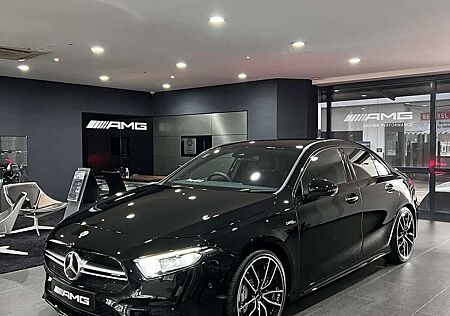 Mercedes-Benz A 35 AMG 4Matic Speedshift DCT 7G
