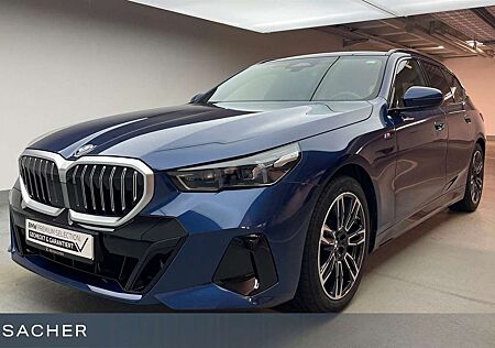 BMW 520 dA Tou M-Sport,Pano,AHK,DA+,PA+,adapLED,LCPro