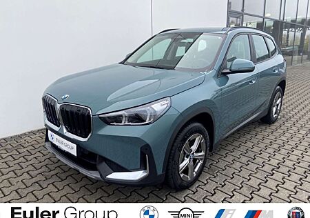 BMW X1 20i Sommer17'' AHK AdLED ParkAss Komf El.Heckklap
