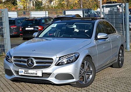 Mercedes-Benz C 200 Avantgarde LED AHK Leder Pano Navi Sitzhz