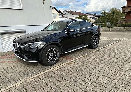 Mercedes-Benz GLC 220 d 4Matic 9G-TRONIC AMG Line GSD AHK Multiebeam