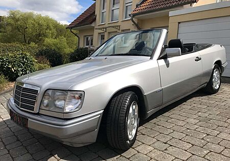 Mercedes-Benz E 200 E-Klasse