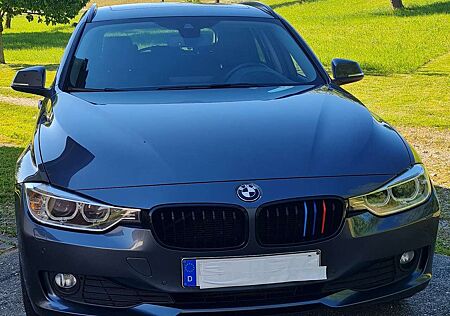 BMW 320d 320 Touring xDrive Aut.