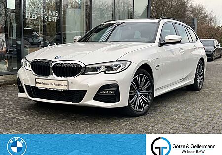 BMW 330 e xDrive Touring M Sport //Panoramad. HeadUp