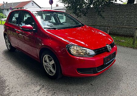 VW Golf Volkswagen 1.6 TDI DPF BlueMotion Technology Comfortline