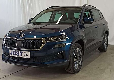Skoda Karoq Ambition 1.0 TSI Tour Panodach/AHK/MatrixLED/Navi/