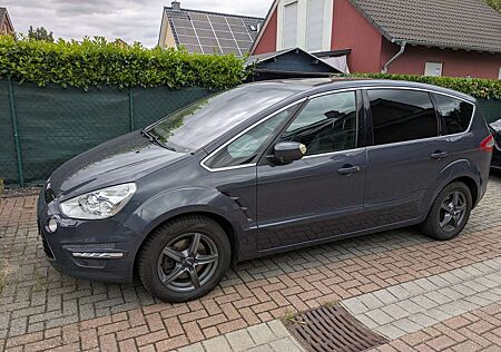 Ford S-Max 2.0 TDCi DPFTitanium
