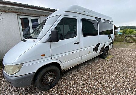 Mercedes-Benz Sprinter 208 CDI 902.672