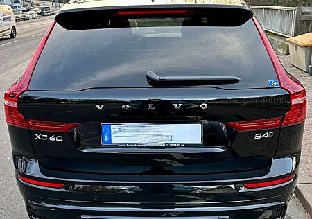 Volvo XC 60 XC60 XC60 B4 D Ultimate Dark