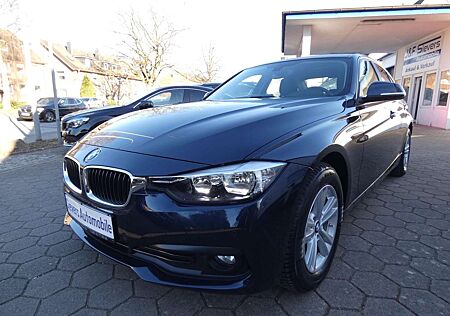 BMW 318 i Navi Klimaautomatik SHZ PDC 1 Hand