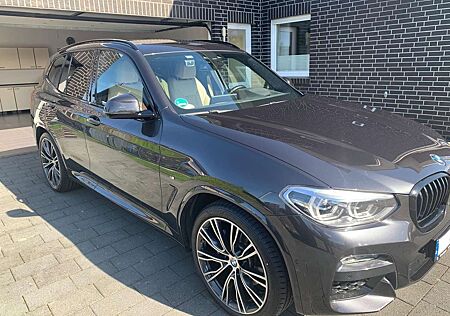 BMW X3 M X3 Diesel xDrive30d Aut. M-Sport 21" HuD Pano
