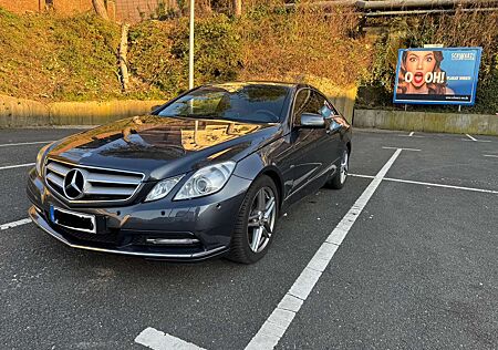 Mercedes-Benz E 250 CDI Coupe BlueEFFICIENCY 7G-TRONIC Avantgarde