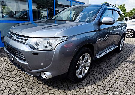 Mitsubishi Outlander 2.2 DI-D 4WD Automatik Instyle