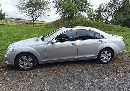 Mercedes-Benz S 320 CDI DPF 7G-TRONIC