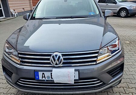 VW Touareg Volkswagen 3.0 V6 TDI SCR Blue Motion DPF Automatik Executive