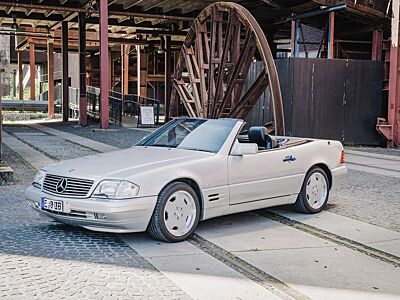 Mercedes-Benz SL 320