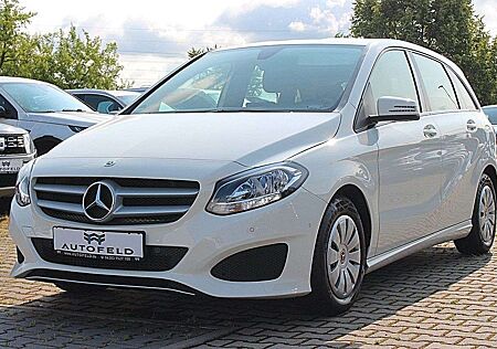 Mercedes-Benz B 180 /SHEFT/NAVI/SHZ/PDC/TEMP/BT/8FACH/