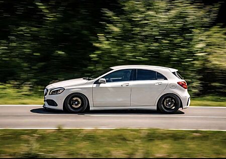 Mercedes-Benz A 200 AMG Line