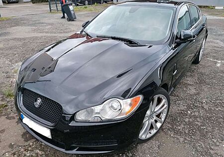 Jaguar XF 3.0 V6 Diesel S Portfolio*NAVI*SHZ*KAMERA*PDC