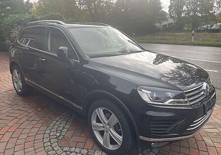 VW Touareg Volkswagen V6 TDI 4Motion Leder, ACC Tempomat, AHK, Luftfeder