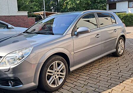 Opel Signum 1.8 Edition