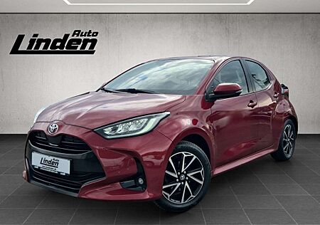 Toyota Yaris Team D Carplay Kamera AHK LED Keyless