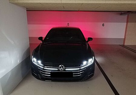VW Arteon Volkswagen 2.0 TDI SCR DSG R-Line