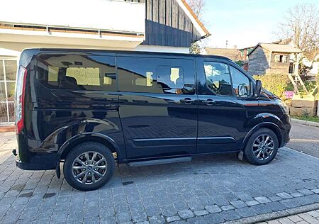 Ford Tourneo 2.0 TDCI Mild-Hybrid Titanium,