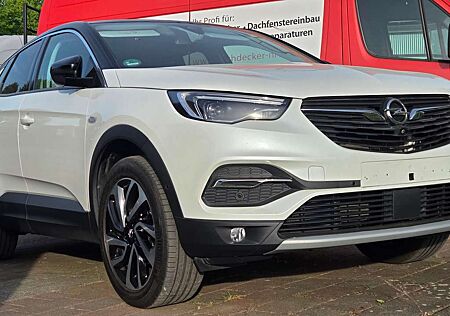Opel Grandland X Ultimate AHK Panoramadach Automatik