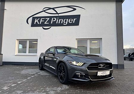 Ford Mustang Xenon/Volleder/