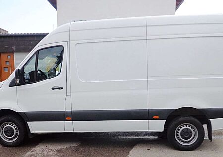 Mercedes-Benz Sprinter 317 L2H2 NAVI MBUX AHK 2.8 RFK SHZ Sthzg RFK Klima