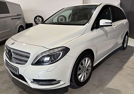 Mercedes-Benz B 180 *Bi-Xenon*SHZ*Navi*
