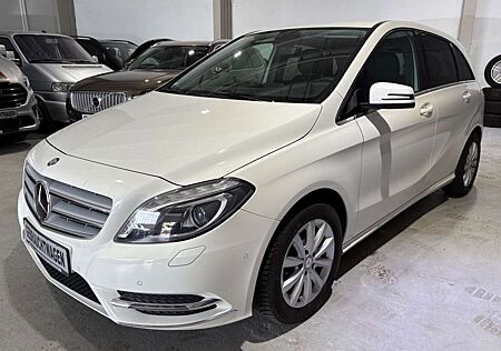 Mercedes-Benz B 180 *Bi-Xenon*SHZ*Navi*