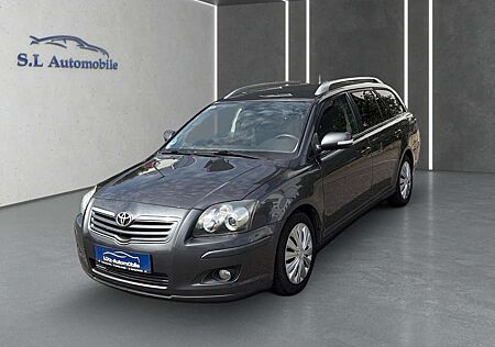 Toyota Avensis Kombi 1.8 Team Wagen Nr 043