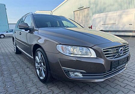 Volvo V70 D5 Summum *Automatik*Leder*ACC*Schiebedach*