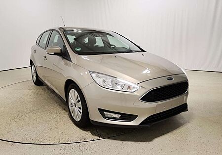 Ford Focus Lim. Trend Klimaautomatik