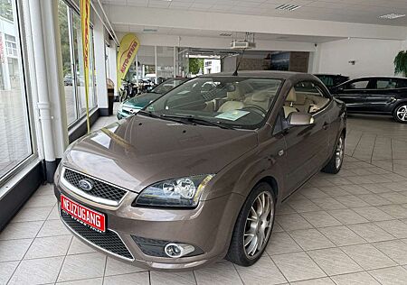 Ford Focus Cabrio Titanium*LEDER+SH+18"LMF+KLIMAAUTO*