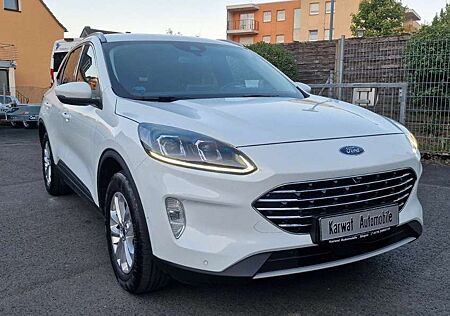 Ford Kuga 2.0 EcoBlue Titanium 4WD*LED*360Kamera*1Hd.