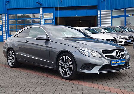 Mercedes-Benz E 250 Coupe *Navi*SHZ*AHK*LED*Front*PDC*Tempomat