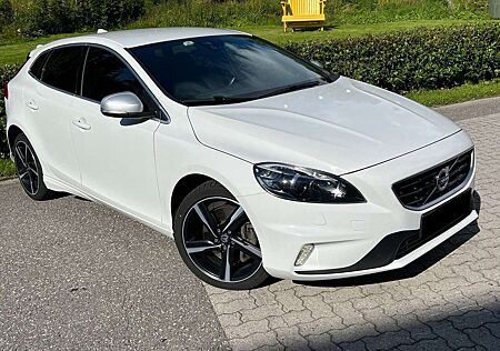 Volvo V40 D2 Geartronic Kinetic